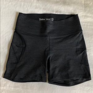 Outdoor voices tech sweat bike shorts small